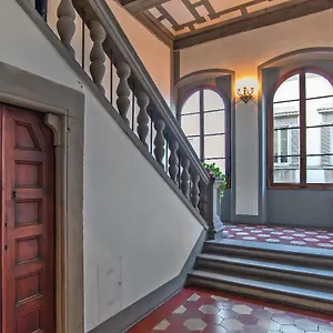 Appartement Lovely Flat In The Historical Palazzo Gherardi, Florence